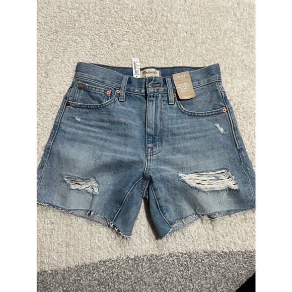 NWT Madewell Women's Size 23 Relaxed Ripped Mid Length Denim Shorts Blue - Picture 1 of 10